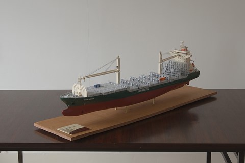 Maquette de bateau : porte-conteneur Cape Nelson vue de babord avant