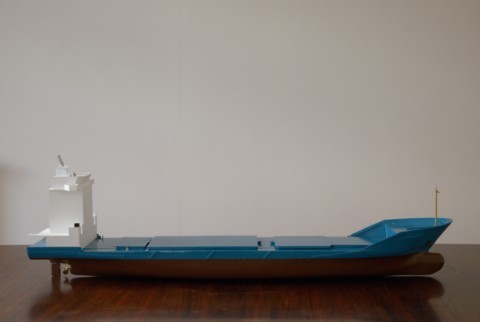 Porte-conteneur bleu RC