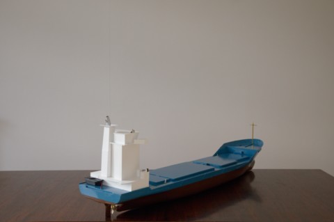 Porte-conteneur bleu RC